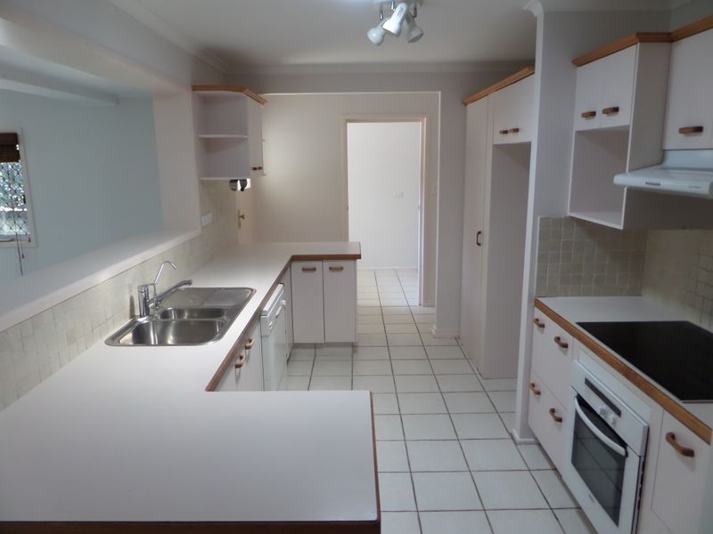 21 Oceanic Street, Wellington Point QLD 4160