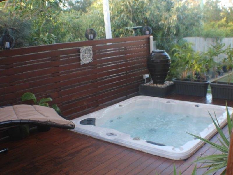 19 Portland Parade, Redland Bay QLD 4165