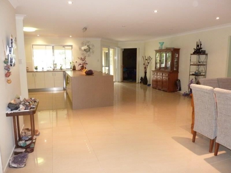 19 Portland Parade, Redland Bay QLD 4165