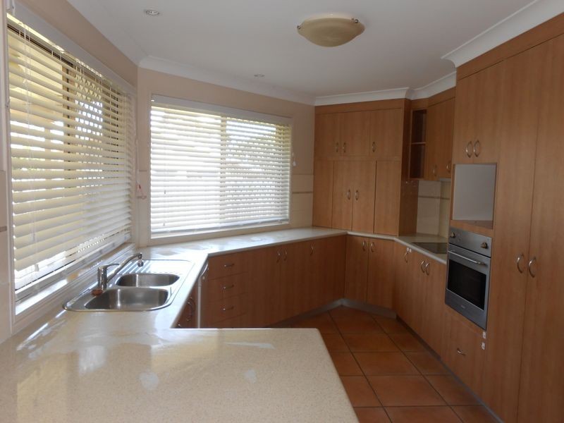 3 Spike Street, Redland Bay QLD 4165