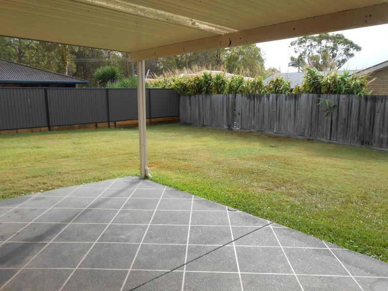 3 Spike Street, Redland Bay QLD 4165