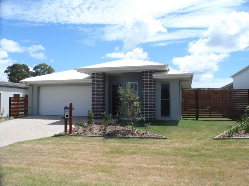 3 Mapleton Crescent, Capalaba QLD 4157