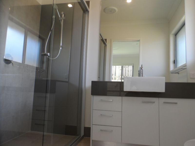 3 Mapleton Crescent, Capalaba QLD 4157