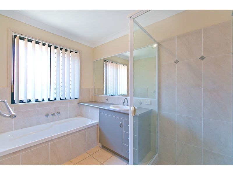 4 Rachel Place, Thornlands QLD 4164