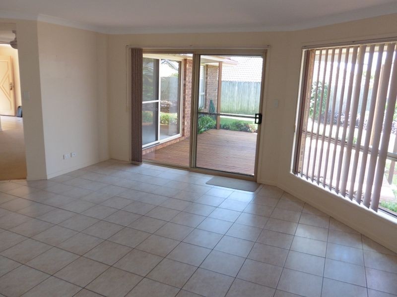 17 Newlands Street, Redland Bay QLD 4165