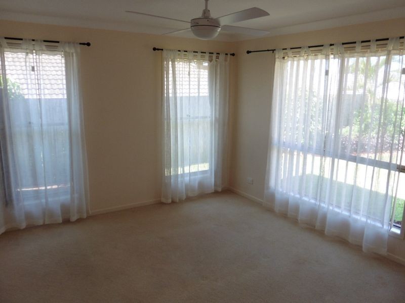 17 Newlands Street, Redland Bay QLD 4165