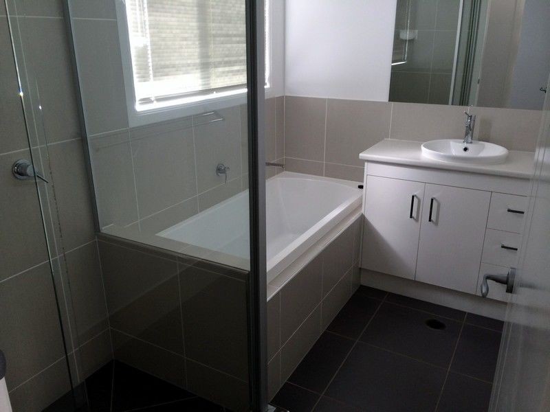 2/31 Riley Peter Place, Cleveland QLD 4163