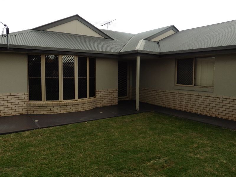 597 Main Road, Wellington Point QLD 4160