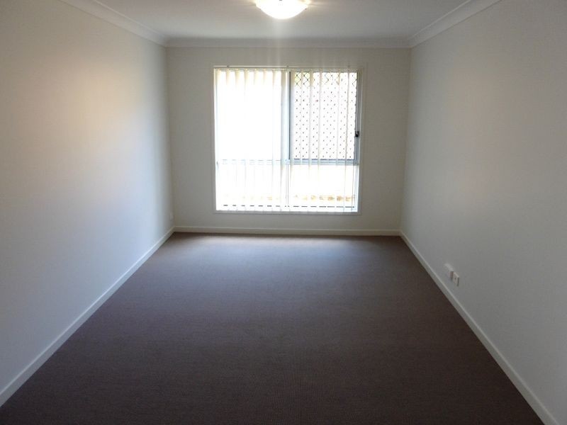 27 Burbank Road, Birkdale QLD 4159