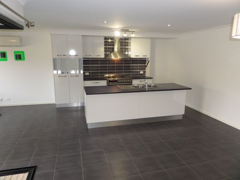 11 Kidman Circuit, Thornlands QLD 4164