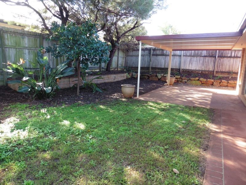 12 Lanyard Place, Redland Bay QLD 4165