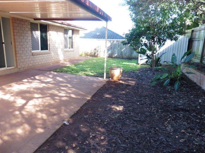 12 Lanyard Place, Redland Bay QLD 4165