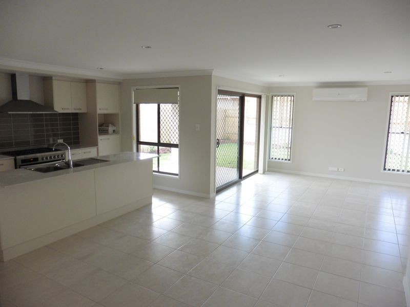 80A Carinyan Drive, Birkdale QLD 4159