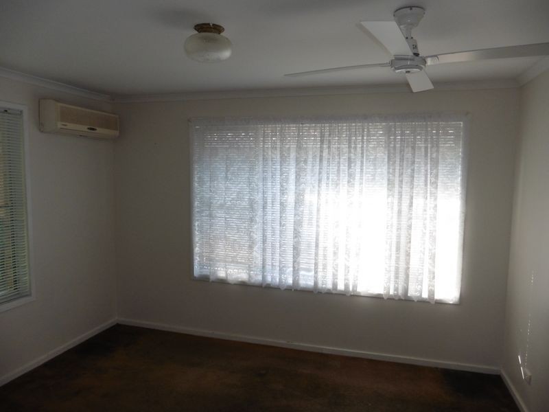 105 Torquay Road, Redland Bay QLD 4165
