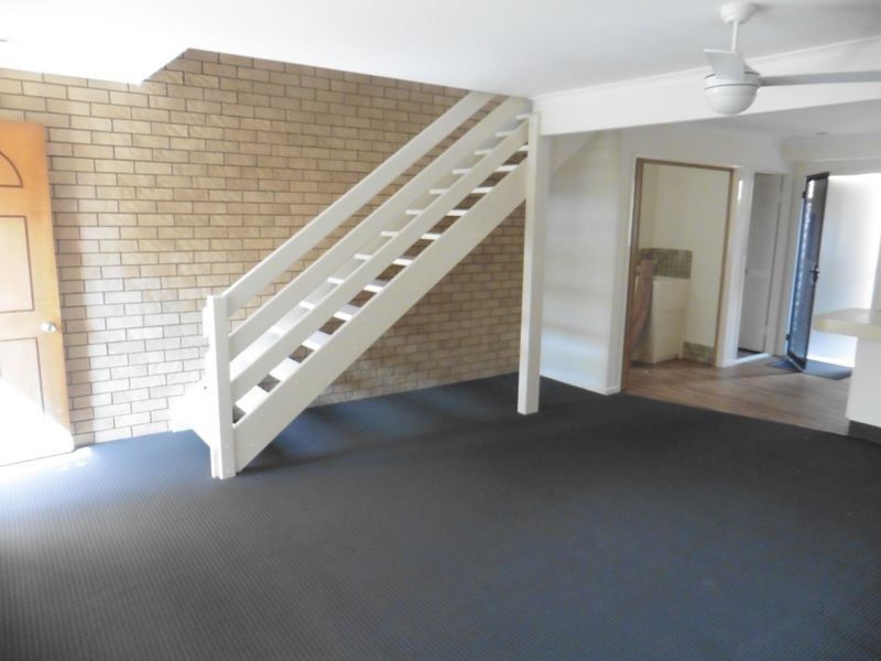 2/231 Bloomfield Street, Cleveland QLD 4163