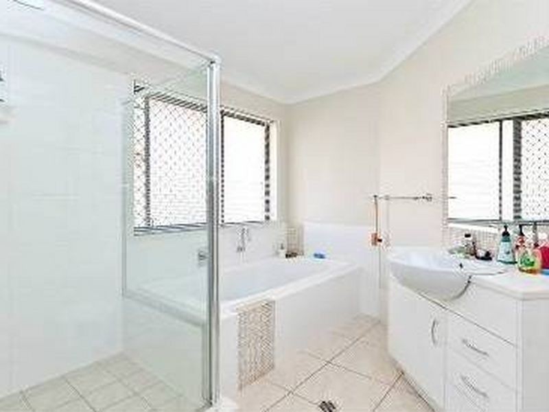 26 Barramul Place, Thornlands QLD 4164