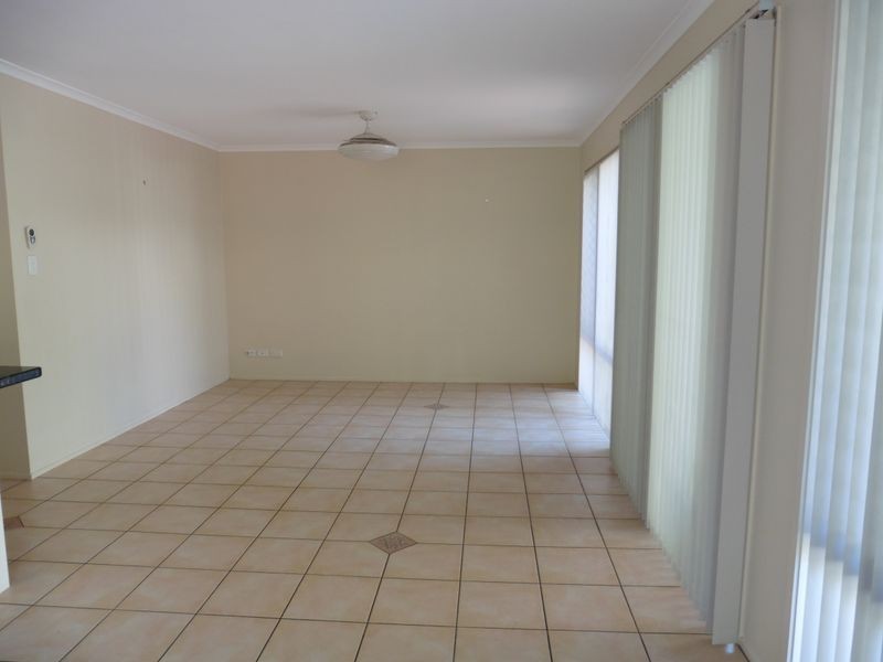 6 Robert Court, Redland Bay QLD 4165