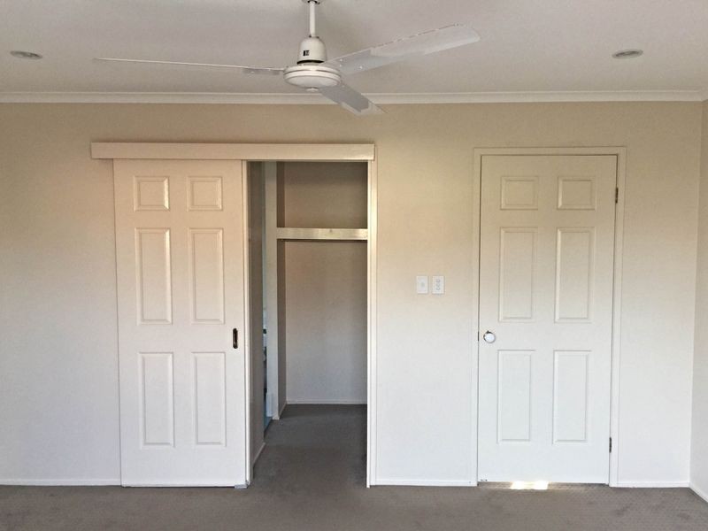 6 Robert Court, Redland Bay QLD 4165