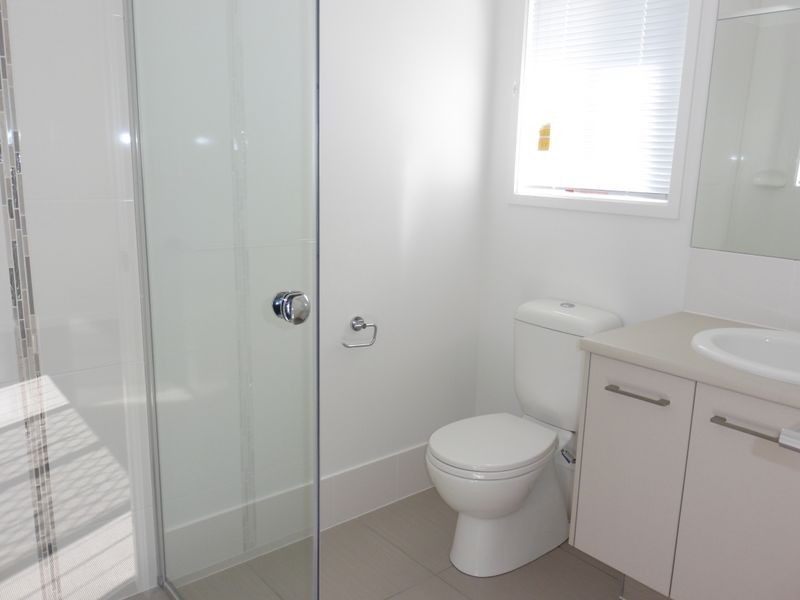 25 Burbank Road, Birkdale QLD 4159