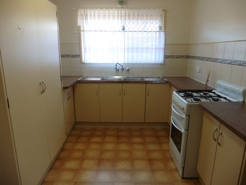 4 Michelle Court, Cleveland QLD 4163