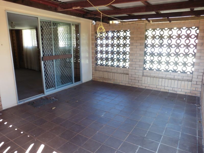 4 Michelle Court, Cleveland QLD 4163