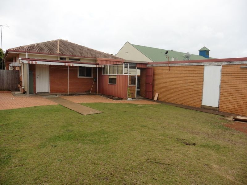 115 Queen Street, Cleveland QLD 4163