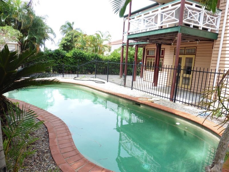 335 Bloomfield Street, Cleveland QLD 4163