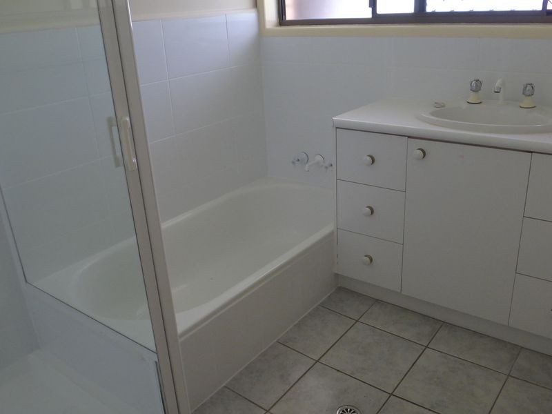 22 Werong Crescent, Cleveland QLD 4163