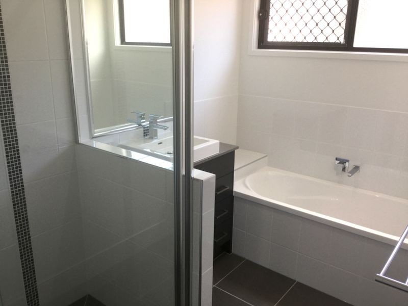 7 Base Street, Victoria Point QLD 4165