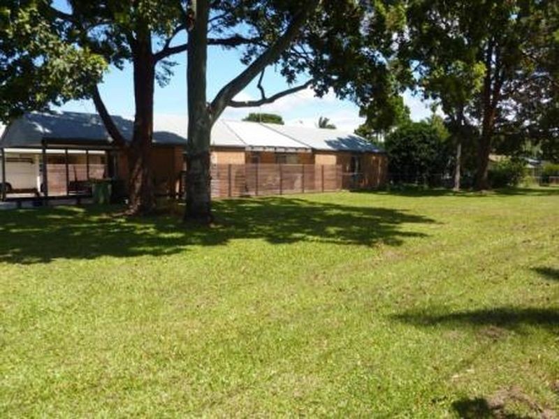 42 McLeod Street, Cleveland QLD 4163