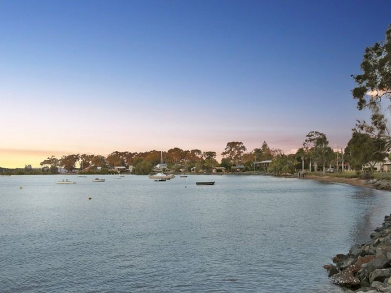 13 Wilson Esplanade, Victoria Point QLD 4165