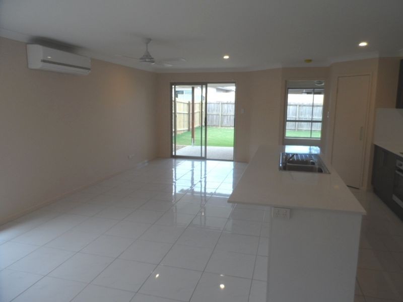 33 Cavell Street, Birkdale QLD 4159