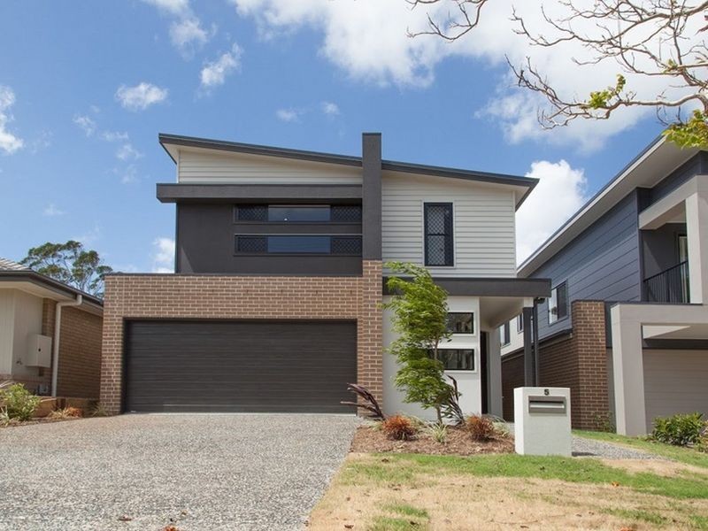 5 Base Street, Victoria Point QLD 4165
