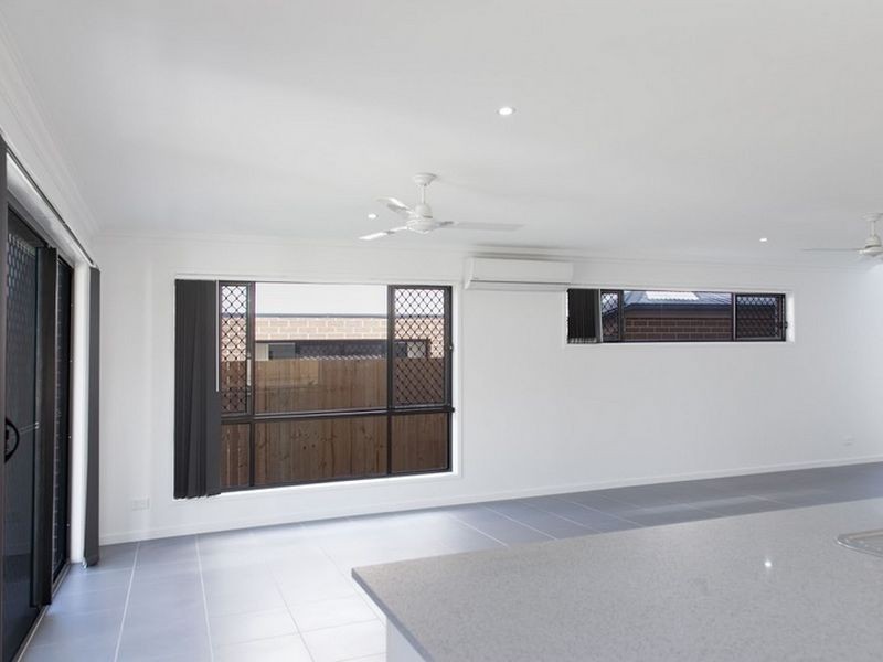 5 Base Street, Victoria Point QLD 4165
