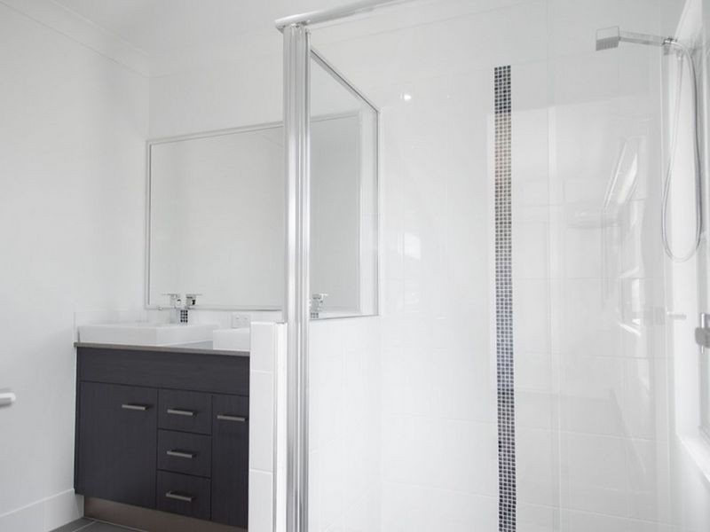 5 Base Street, Victoria Point QLD 4165