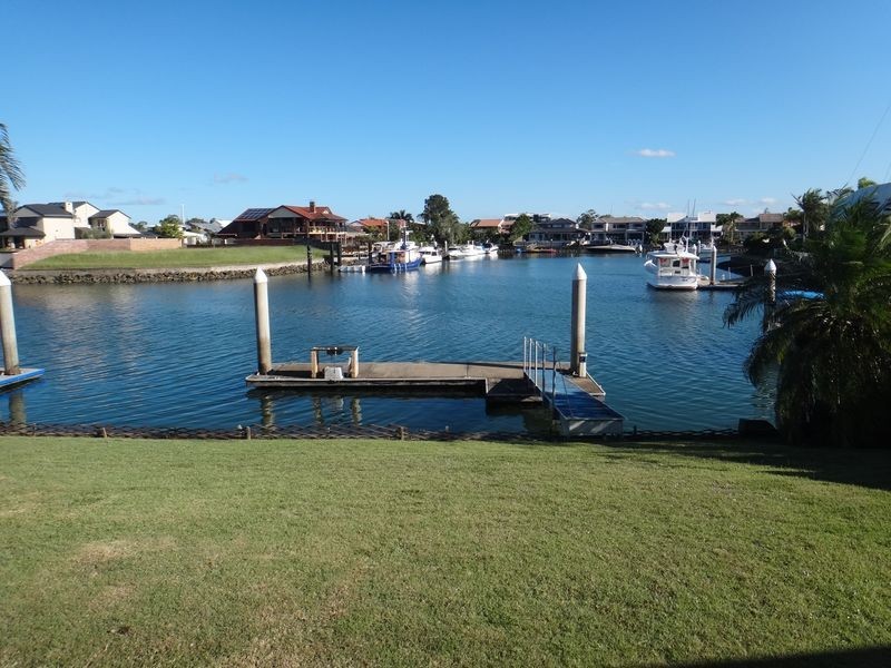 27 Anchorage Drive, Cleveland QLD 4163