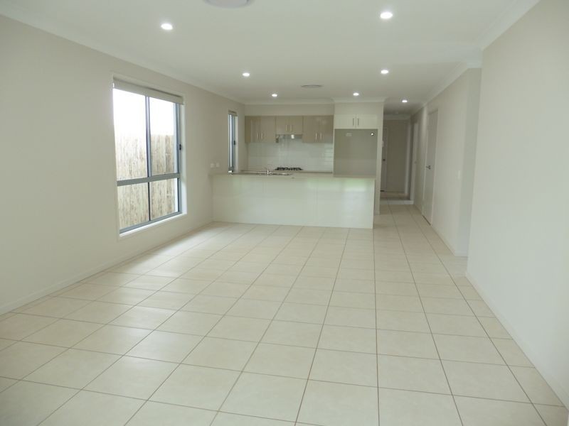 3B Moore Street, Victoria Point QLD 4165