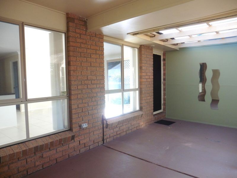 14 Mark Street, Redland Bay QLD 4165