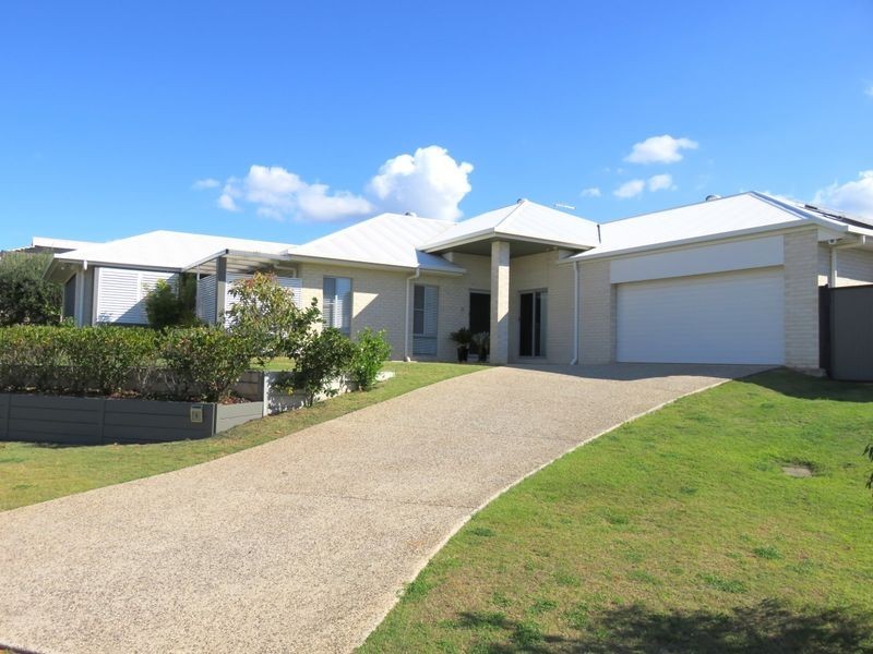 6 Irwin Place, Redland Bay QLD 4165