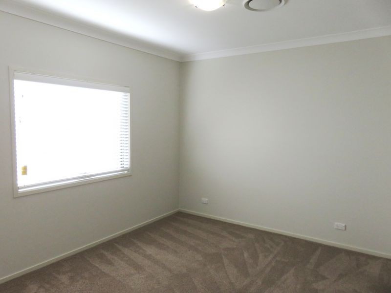 2/14 Bainbridge Street, Ormiston QLD 4160