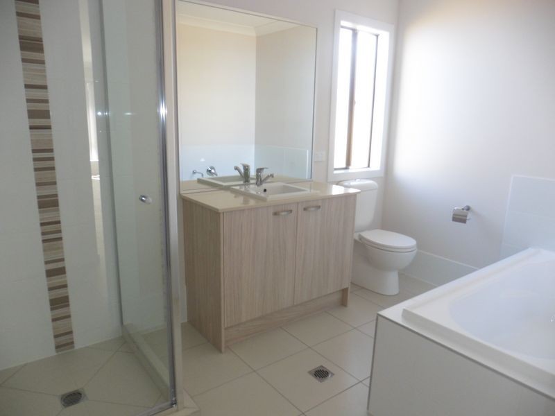 17 Freshwater Street, Thornlands QLD 4164