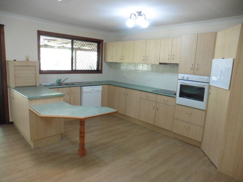 4 Warner Street, Wellington Point QLD 4160
