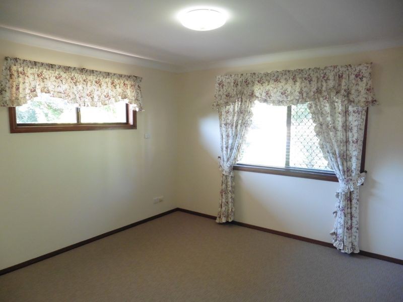 4 Warner Street, Wellington Point QLD 4160