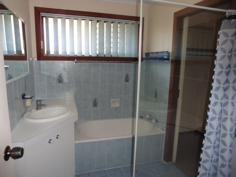 4 Warner Street, Wellington Point QLD 4160