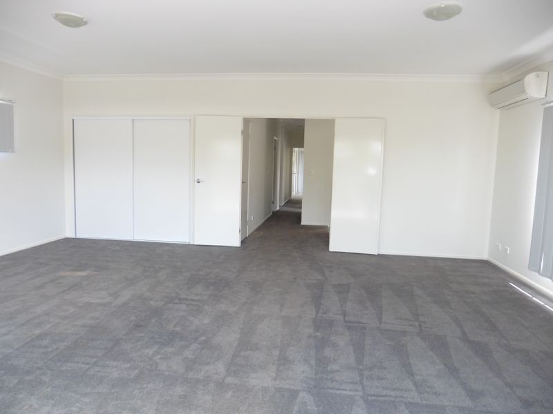 24 Booran Street, Lota QLD 4179