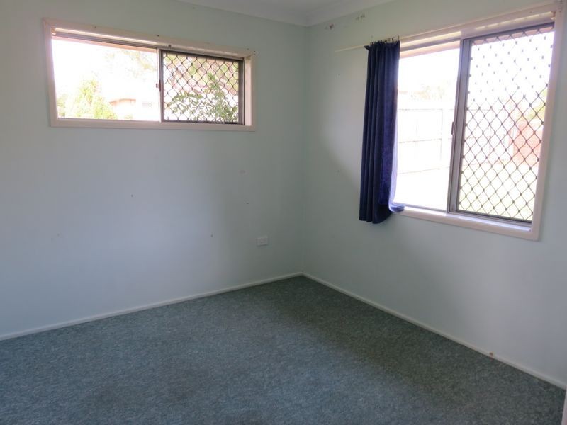 9 Taylor Crescent, Cleveland QLD 4163