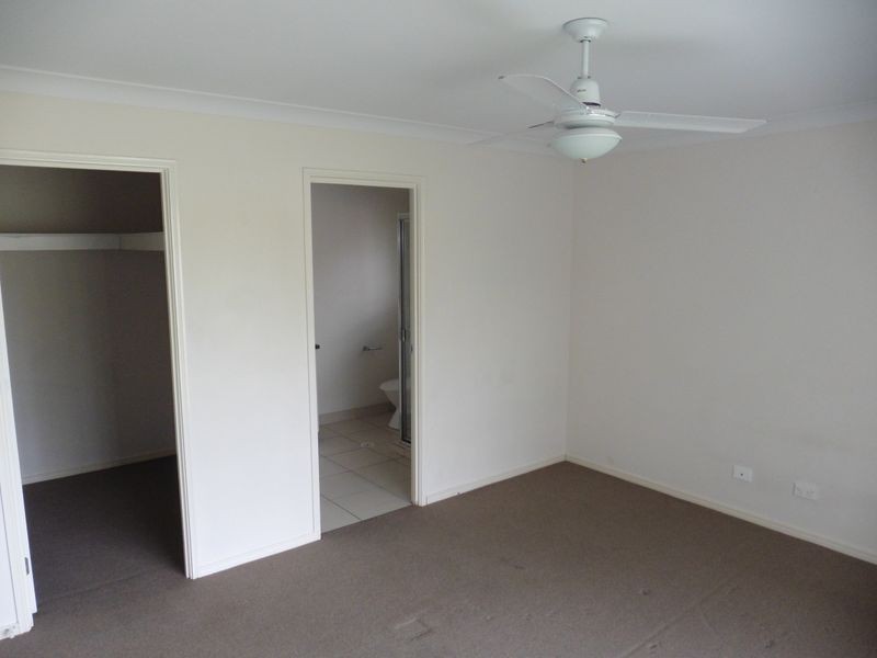 7 Camphor Court, Victoria Point QLD 4165