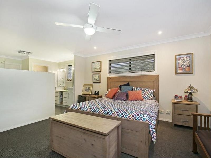 28 Waterville Drive, Thornlands QLD 4164