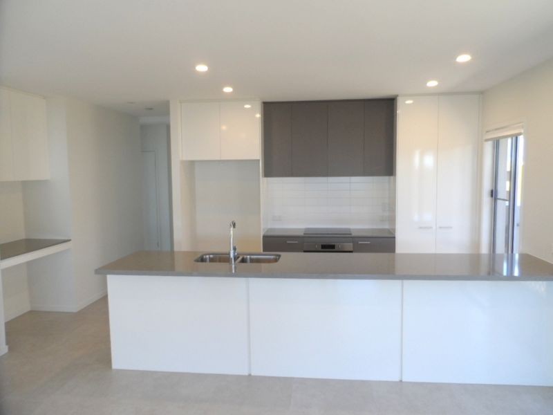 9 Ellabay Crescent, Redland Bay QLD 4165