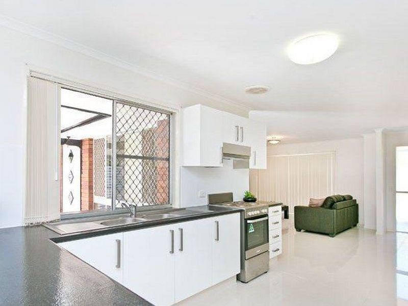 19 Mergowie Drive, Cleveland QLD 4163